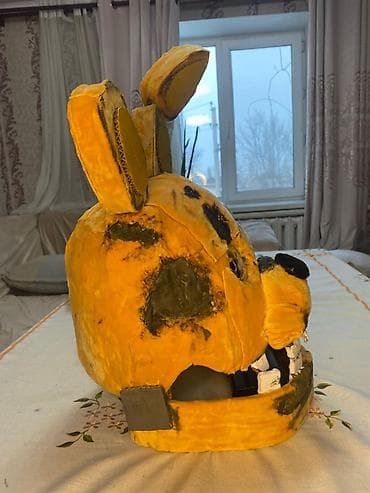 Гирлянды: Крафтовая маска-аниматроника в стиле кролика (жёлтая), для косплея и — 3