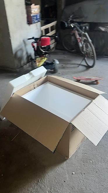 теплые вещи: Переносной мини холодильник Внутри хладогены Держит минимум двое — 7