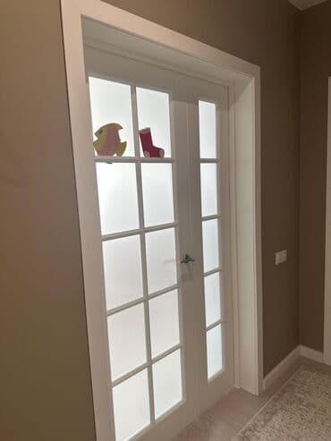 бу эшиктер ош: Ички эшик айнек менен, түсү - Ак, 2 * x 80 см, Колдонулган — 2