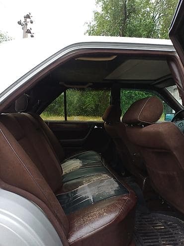 mers e124: Mercedes-Benz W124: 1994 г., 2.2 л, Автомат, Бензин, Седан — 9