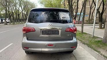 2011: Infiniti QX56: 2011 г., 5.6 л, Автомат, Бензин, Внедорожник — 8