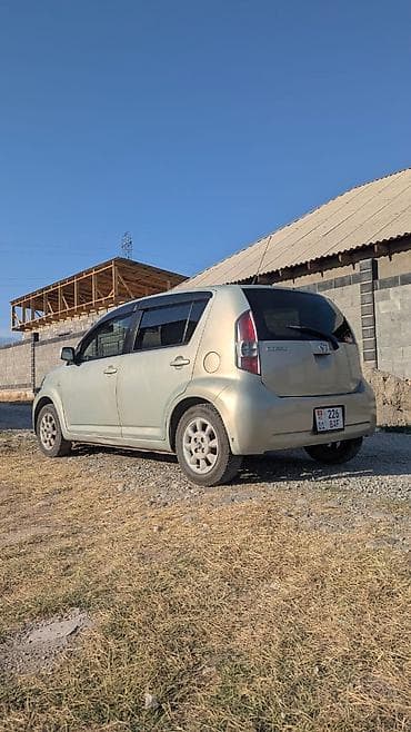 машина под выкуп: Toyota Passo: 2005 г., Бензин, Хэтчбэк — 3
