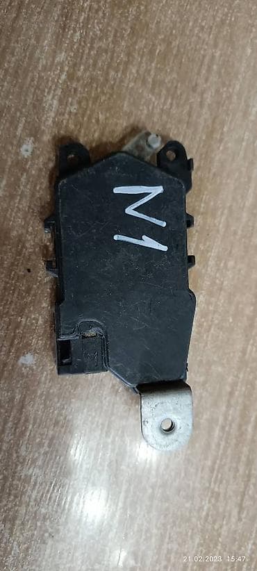 legacy bl: Subaru Legasy BH5 актуатор замка двери, Субару Легаси БШ5 сервопривод — 2