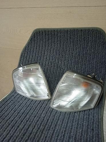 Автозапчасти Поворотки на Мерседес-бенц. Передние фонари указатели