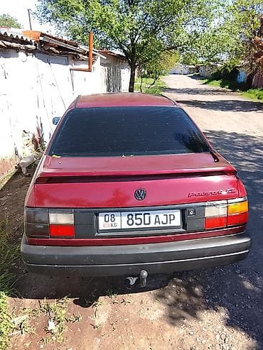 audi c4: Volkswagen Passat: 1989 г., Механика, Газ, Седан — 3