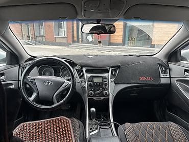 Продажа авто: Hyundai Sonata: 2011 г., 2 л, Автомат, Газ, Седан — 5