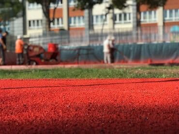 спортивные костюмы для девочек: Резиновое покрытие для беговой дорожки, резиновое покрытие для детской — 27