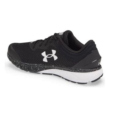 under armor: Under Armour. Кроссовки для бега Charged Escape 3 (мужчины).В этих — 5