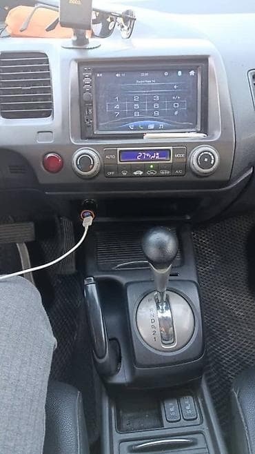 купит цивик: Honda Civic: 2010 г., Автомат, Бензин, Седан — 10