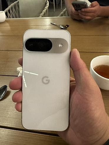 Google Pixel 9 128гб состояние новое покупал за 60 тысяч меня с моей — 6