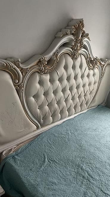 кровать мебель: Двуспальная кровать - Размер: ориентировочно king/queen (широкое — 2