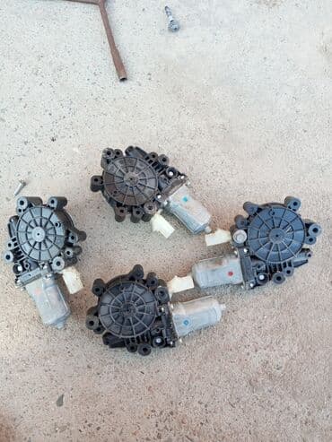 кровать с подъемным механизмом: Электрический моторчик Jeep Новый, Оригинал — 2