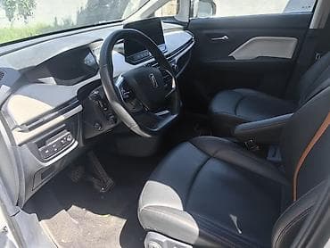 FAW: FAW Besturn: 2023 г., Электромобиль — 3