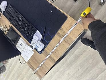 мебель для компьютера: Письменный/компьютерный стол в современном стиле - Столешница: ЛДСП — 3