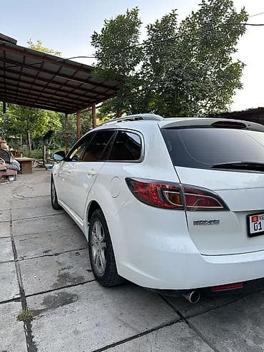 бюджетные авто: Mazda 6: 2008 г., 2 л, Автомат, Бензин, Универсал — 3
