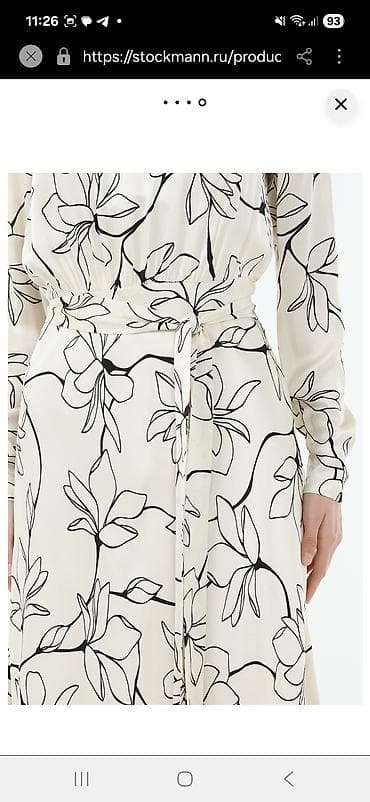 Жеке буюмдар: Платье на поясе с принтом Sabrina Scala – модель длины миди в белом — 5