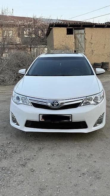 ct 200h: Toyota Camry: 2012 г., 2.5 л, Автомат, Гибрид, Седан — 4
