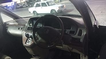 мотор на степвагон: Honda Odyssey: 2002 г., 2.3 л, Автомат, Бензин, Вэн/Минивэн — 5