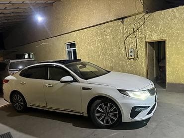 Транспорт: Kia K5: 2018 г., 2 л, Газ — 5