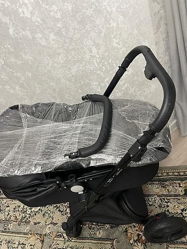 коляска детска: Коляска-люлька для новорождённого, цвет черный Особенности: - — 4