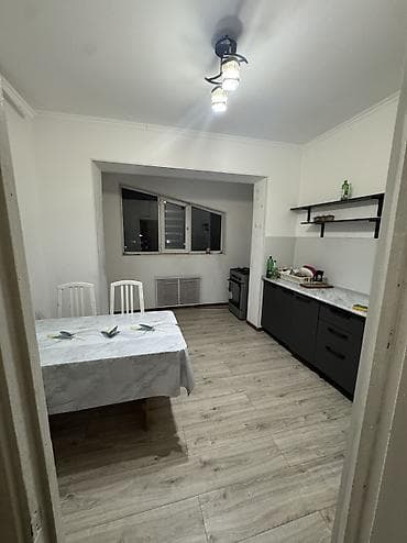 flat rent: 4 комнаты, Без мебели — 10