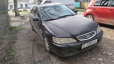 Honda Accord: 2001 г., 1.8 л, Механика, Бензин, Седан