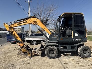 daewoo centra: Экскаватор, Hyundai, Колесный — 3