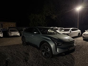 byd e9 2021: Электромобиль Skyworth EV6 (сквозная эмблема Skyworth на капоте и — 3