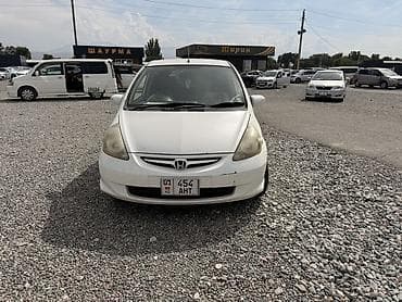 Honda Fit: 2003 г., 1.3 л, Автомат, Бензин, Хэтчбэк at lalafo.kg Honda Fit: 2003 г., 1.3 л, Автомат, Бензин, Хэтчбэк