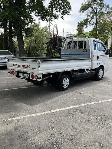 john dere: Kia BONGO: 2020 г., 2.4 л, Механика, Газ, Фургон — 4