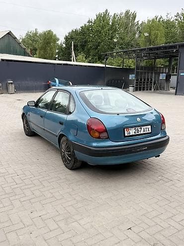 матор 406: Toyota Corolla: 1999 г., 1.3 л, Механика, Бензин, Хэтчбэк — 2