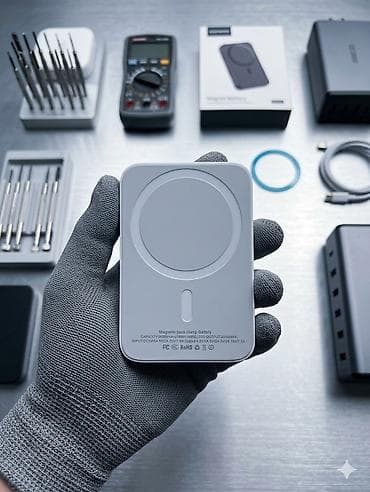 мини повербанк: Магнитный внешний аккумулятор с беспроводной зарядкой - Емкость: 4800 — 1