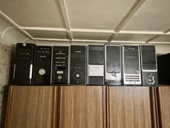 Электронные книги: Корпус ПК, Б/у, цвет - Черный — 2