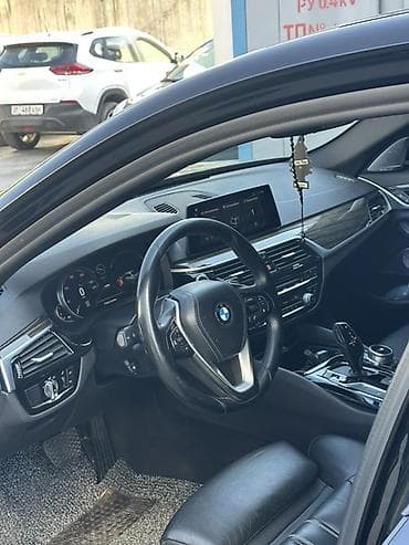 BMW 5 series: 2019 г., 2 л, Автомат, Бензин, Седан — 10