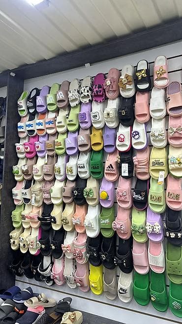 🛍️ ВАКАНСИЯ: ПРОДАВЕЦ-КОНСУЛЬТАНТ В магазин требуется девушка на at lalafo.kg 🛍️ ВАКАНСИЯ: ПРОДАВЕЦ-КОНСУЛЬТАНТ В магазин требуется девушка на