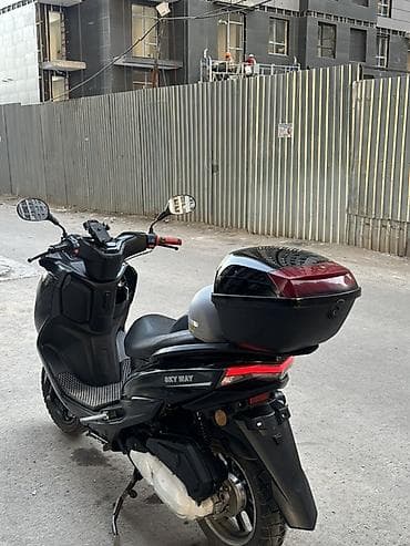 n макси: Макси-скутер 150 куб. см, Бензин, Б/у — 5