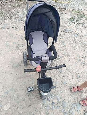 Спорт и хобби: Детский трехколесный велосипед с родительской ручкой и козырьком — 3