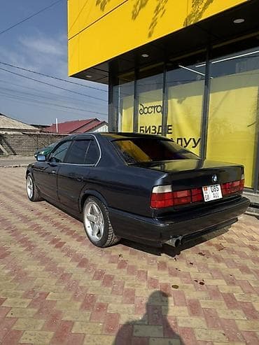 Унаа сатуу: BMW 5 series: 1993 г., 2.5 л, Кол менен иштөөчү, Бензин, Седан — 6