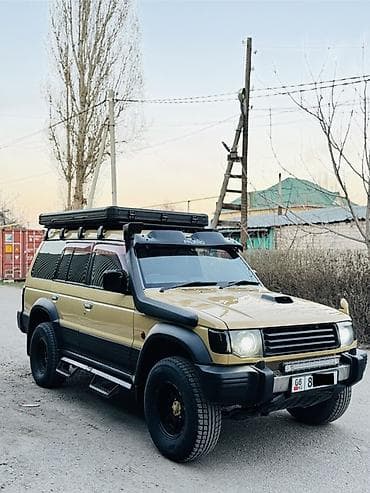Унаа сатуу: Mitsubishi Pajero: 1994 г., 2.8 л, Автомат, Дизель, Жол тандабас — 3