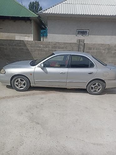 Транспорт: Hyundai Elantra: 1999 г., 1.5 л, Кол менен иштөөчү, Бензин, Седан — 2