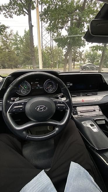 состояние идеал: Hyundai Grandeur: 2021 г., 2.4 л, Робот, Гибрид, Седан — 9