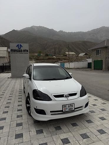 Toyota Ipsum: 2004 г., 2.4 л, Автомат, Газ, Минивэн — 2