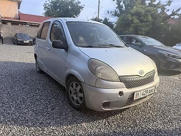 town ace: Toyota Funcargo: 2000 г., 1.3 л, Механика, Бензин, Хэтчбэк — 2
