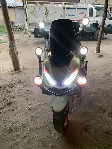Скутеры: Yamaha, 150 куб. см, Бензин, Б/у — 4
