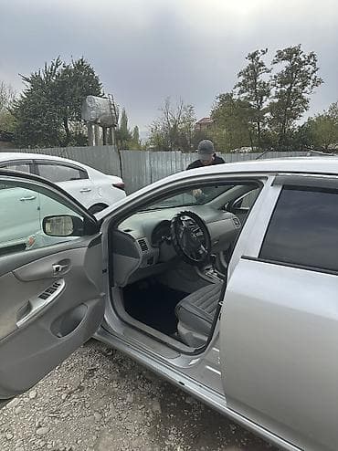 150: Toyota Corolla: 2009 г., 1.8 л, Автомат, Бензин, Седан — 2