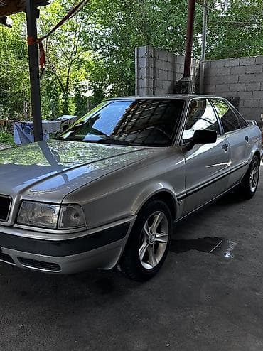 с4 2 3: Audi 80: 1991 г., 2 л, Механика, Бензин, Седан — 4