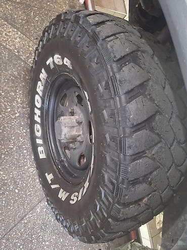 максис: Шины R 15, Всесезонная, Б/у, Внедорожные (АТ/МТ), Maxxis — 1