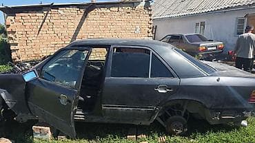 mers c: Mercedes-Benz W124: 1990 г., Седан — 4