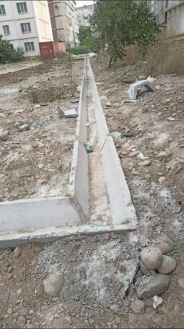 яшик пластиковый: Водоотводный лоток, Дорожный, Трапециевидный — 2