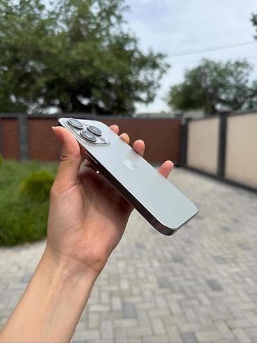 iphone xs: IPhone 13 Pro, Серебристый — 3